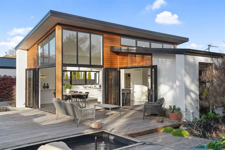 Photo of property in 17 Chislehurst Place, Bryndwr, Christchurch, 8052