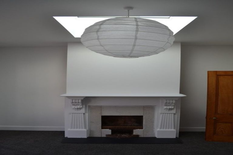 Photo of property in 29 Queen Street, Mount Victoria, Wellington, 6011