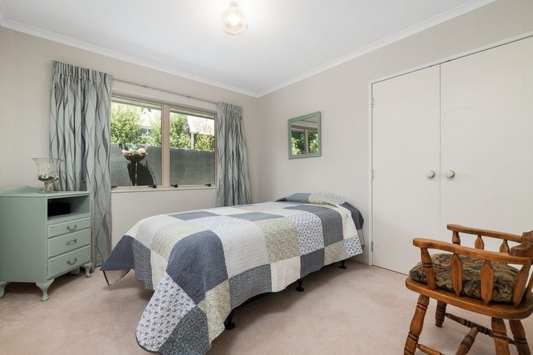 Photo of property in 62a Oxford Street, Tawa, Wellington, 5028