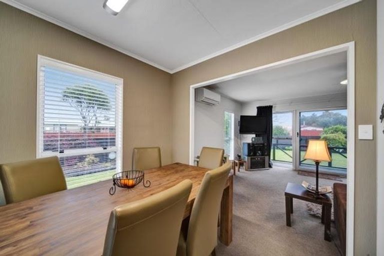 Photo of property in 1 Penrod Drive, Bell Block, New Plymouth, 4312