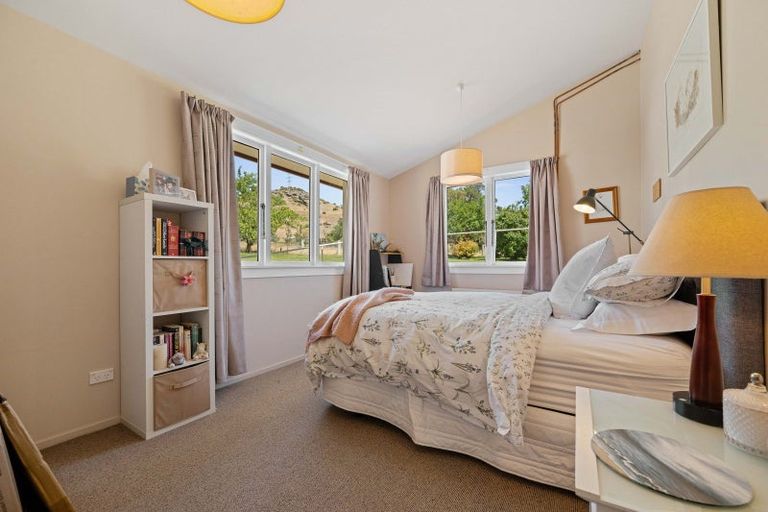 Photo of property in 94 Middleton Road, Upper Riccarton, Christchurch, 8041