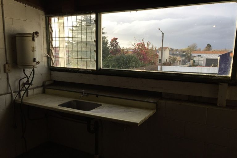 Photo of property in 6a Elizabeth Street, Orewa, 0931