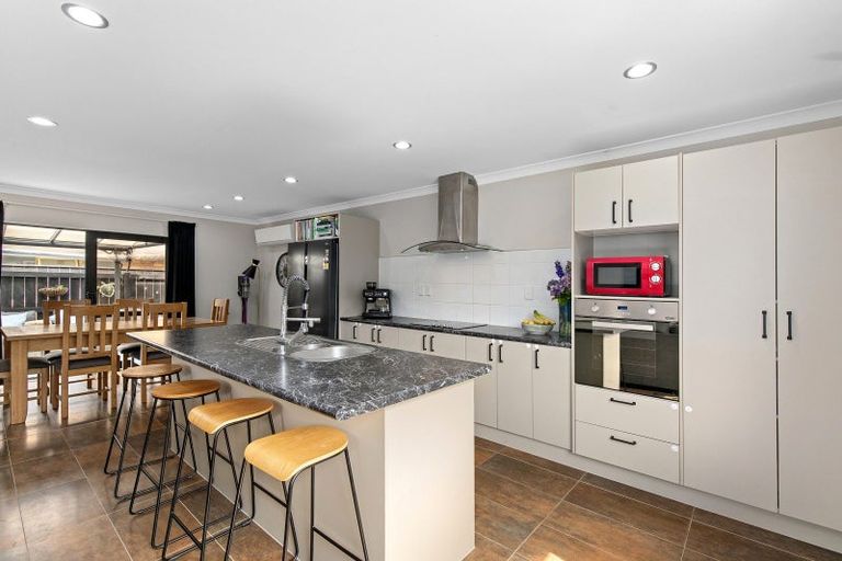 Photo of property in 73 Percy Kinsman Crescent, Riverstone Terraces, Upper Hutt, 5018