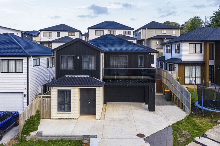 Photo of property in 12 Drover Close, Flat Bush, Auckland, 2019