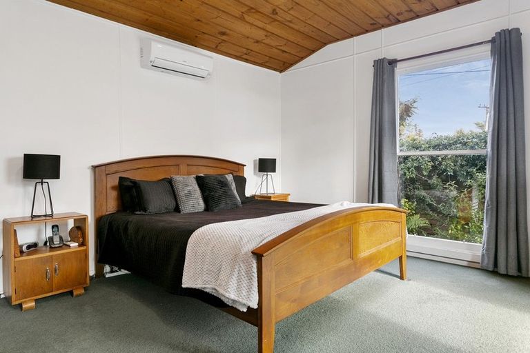 Photo of property in 30 Taupo View Road, Taupo, 3330