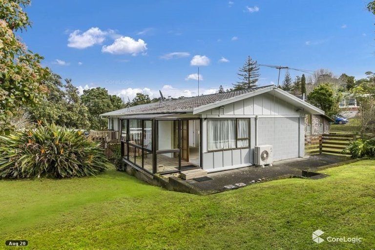 Photo of property in 2/20 Gladys Avenue, Glenfield, Auckland, 0629
