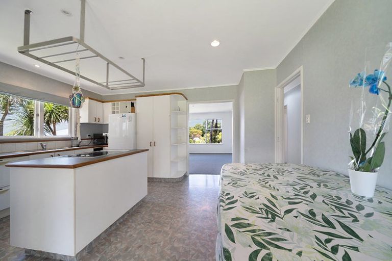 Photo of property in 9 Philip Place, Hillcrest, Auckland, 0627