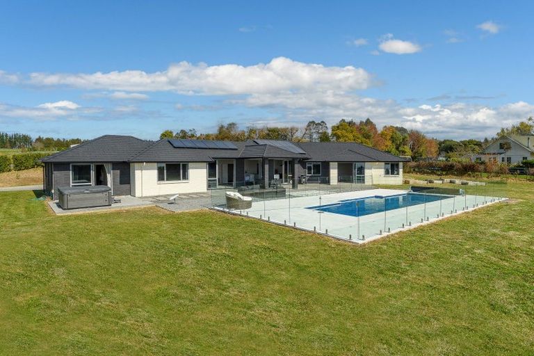 Photo of property in 74a Walter Henry Drive, Omanawa, Tauranga, 3171