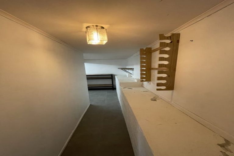 Photo of property in 2 Aotearoa Terrace, Murrays Bay, Auckland, 0630