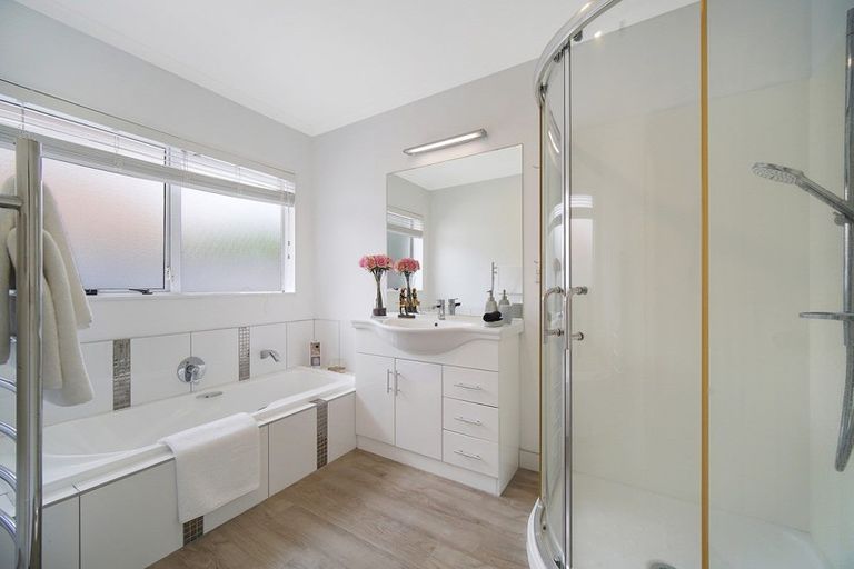 Photo of property in 57 Nicholas Road, Somerville, Auckland, 2014