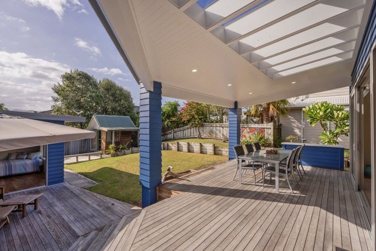 Photo of property in 14 Vista Paku, Pauanui, Hikuai, 3579