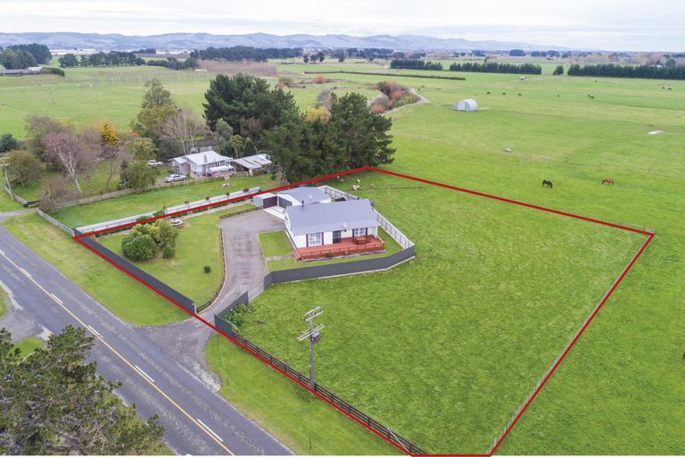 Photo of property in 873 Roberts Line, Bunnythorpe, Palmerston North, 4478