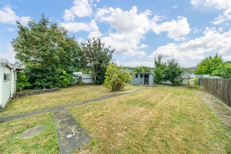 Photo of property in 8 Mcparland Street, Ebdentown, Upper Hutt, 5018