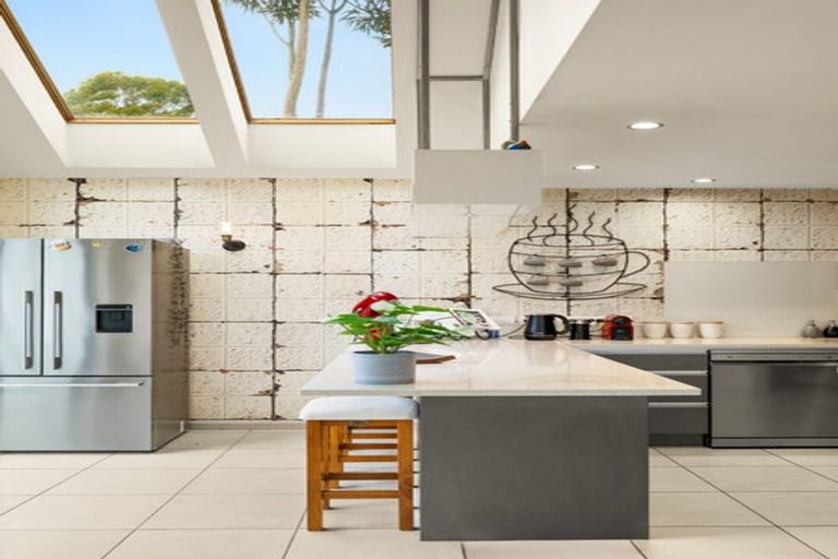 Photo of property in 10 Glenfinlass Street, Company Bay, Dunedin, 9014