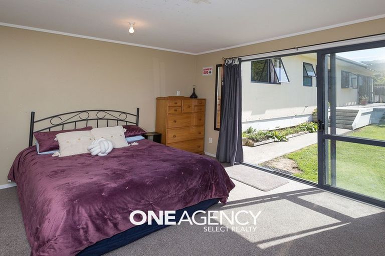Photo of property in 20 Te Hiko Street, Takapuwahia, Porirua, 5022