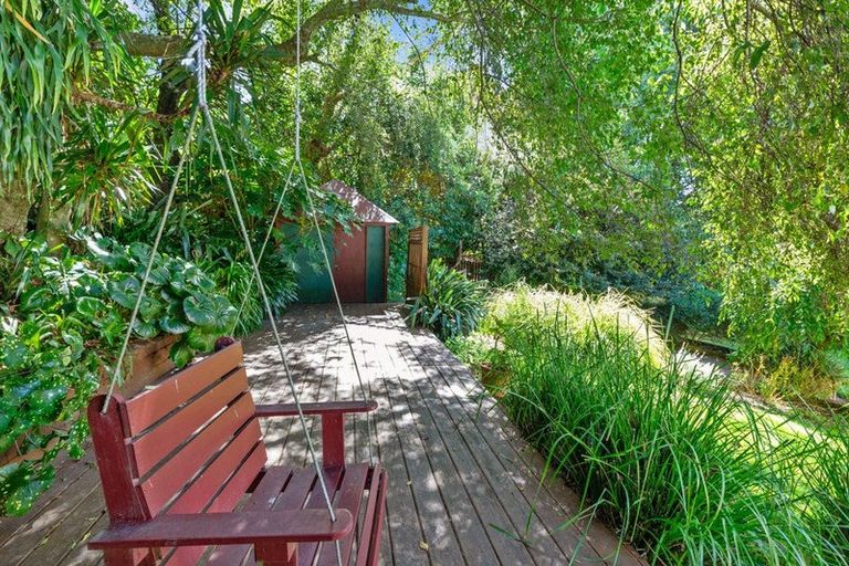 Photo of property in 25 Gunbar Drive, Welcome Bay, Tauranga, 3175