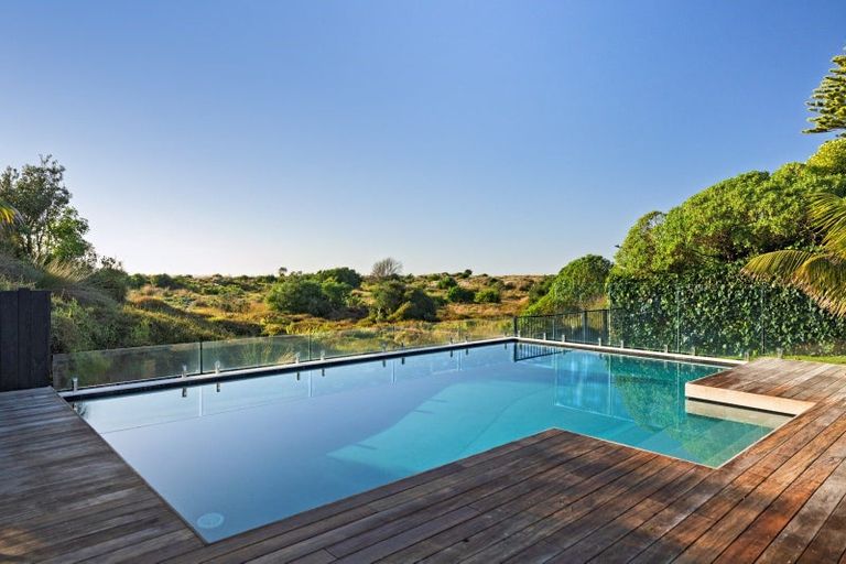 Photo of property in 3/201 Oceanbeach Road, Mount Maunganui, 3116