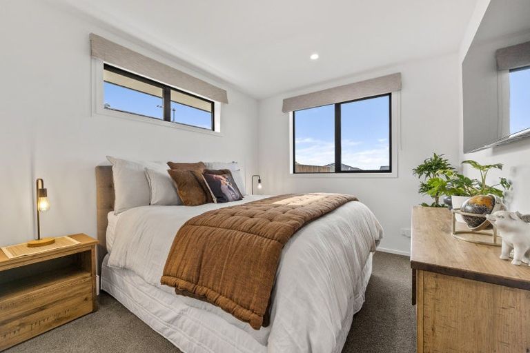 Photo of property in 11 Midsummer Avenue, Stratford, 4332