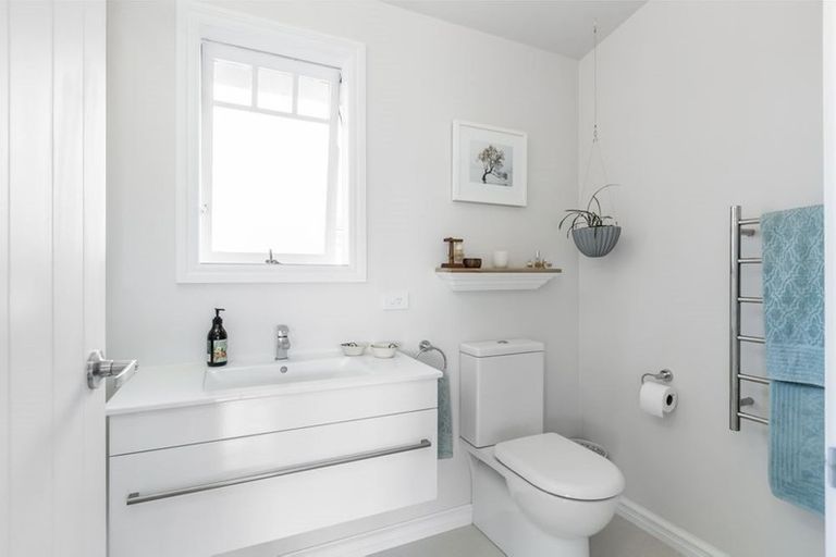 Photo of property in 38 Fidelis Avenue, Snells Beach, 0920