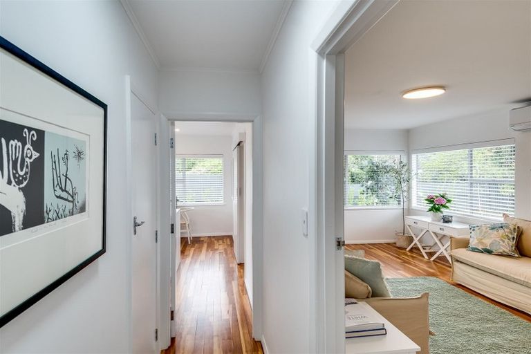 Photo of property in 3a White Street, Taradale, Napier, 4112