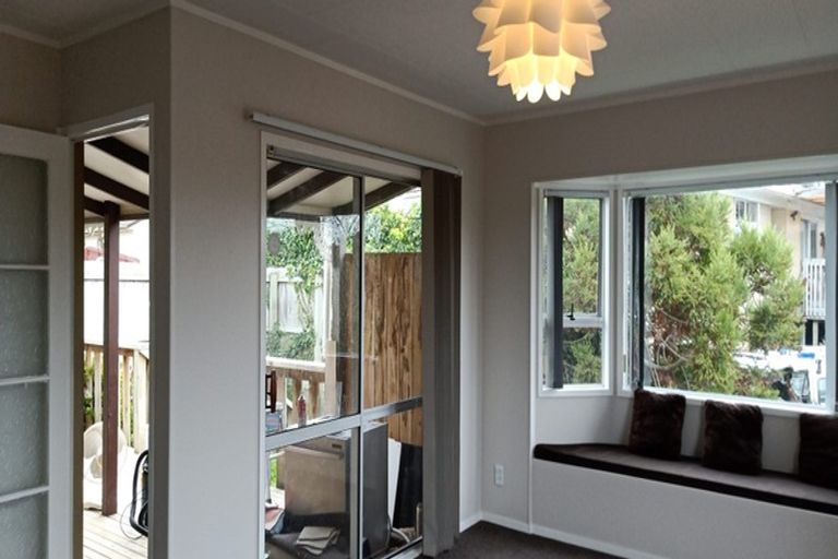 Photo of property in 54 Alabaster Drive, Papatoetoe, Auckland, 2025