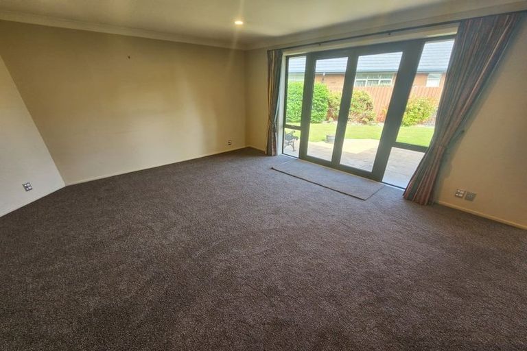 Photo of property in 3 Montego Close, Shirley, Christchurch, 8052
