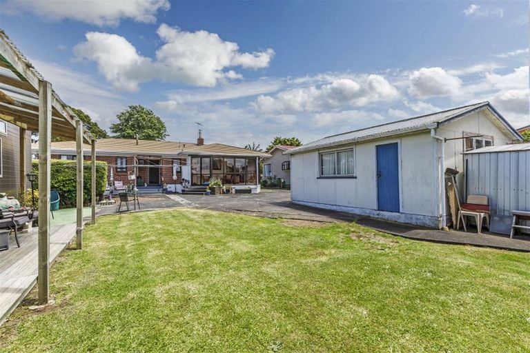 Photo of property in 17 Totara Road, Manurewa, Auckland, 2102