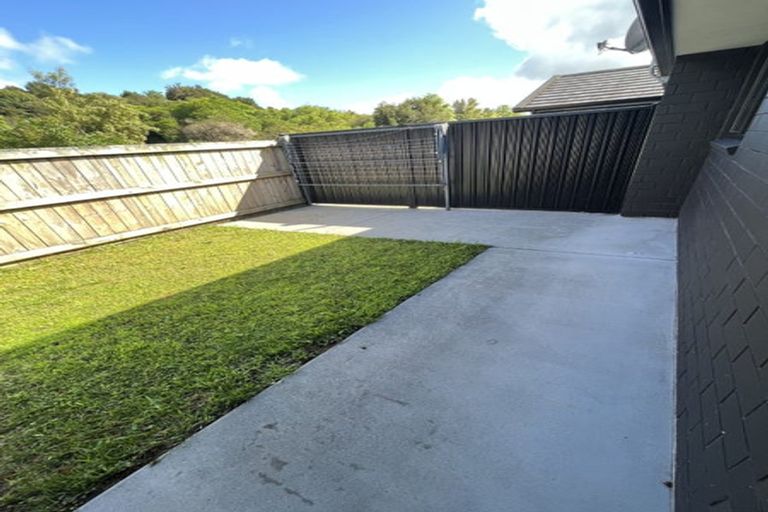 Photo of property in 92 Pakanga Grove, Pyes Pa, Tauranga, 3112