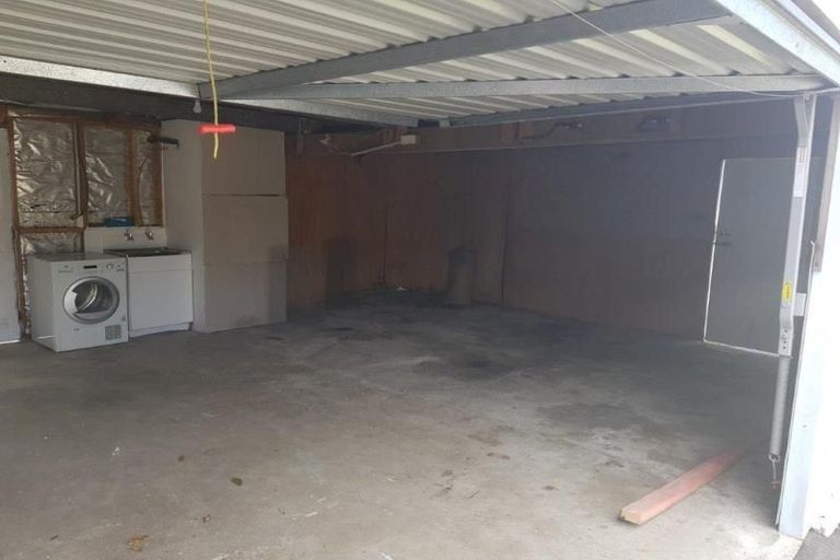 Photo of property in 129 Kerrs Road, Avonside, Christchurch, 8061