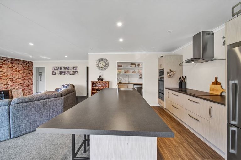 Photo of property in 195 Turuturu Road, Hawera, 4674