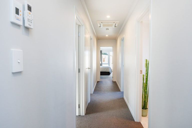 Photo of property in 18b Galea Grove, Kelvin Grove, Palmerston North, 4414