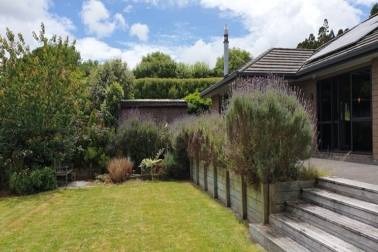 Photo of property in 550 Mangorei Road, Mangorei, New Plymouth, 4371