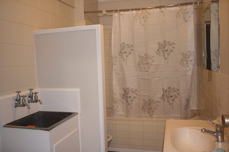 Photo of property in 6/48 Mcleod Road, Henderson, Auckland, 0612