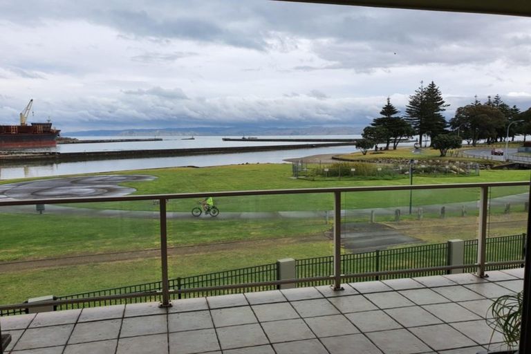 Photo of property in Harbour View, 3/100 Customhouse Street, Gisborne, 4010