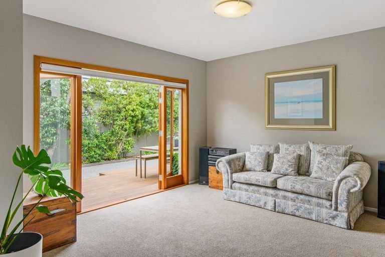 Photo of property in 40 Celia Street, Redcliffs, Christchurch, 8081