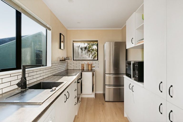 Photo of property in 115b Forrester Drive, Welcome Bay, Tauranga, 3112