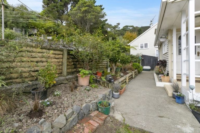 Photo of property in 21 Cleland Crescent, Naenae, Lower Hutt, 5011