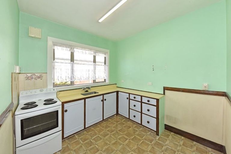 Photo of property in 40 Hay Street, Bromley, Christchurch, 8062