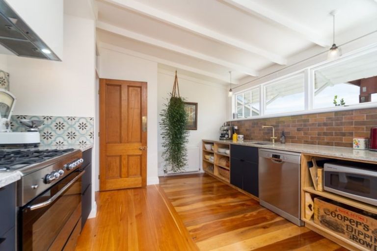 Photo of property in 38 Park Road, Carterton, 5713