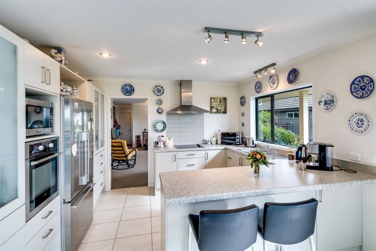 Photo of property in 35 Mcnaughton Place, Onekawa, Napier, 4110