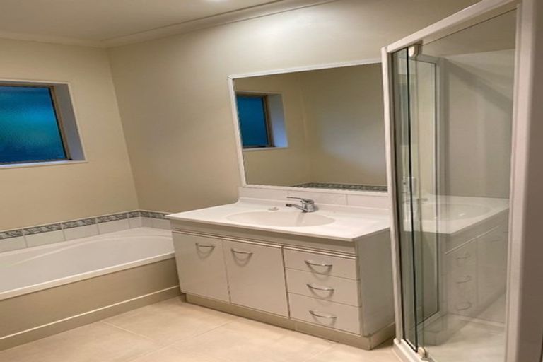 Photo of property in 114 Langdale Avenue, Paraparaumu, 5032