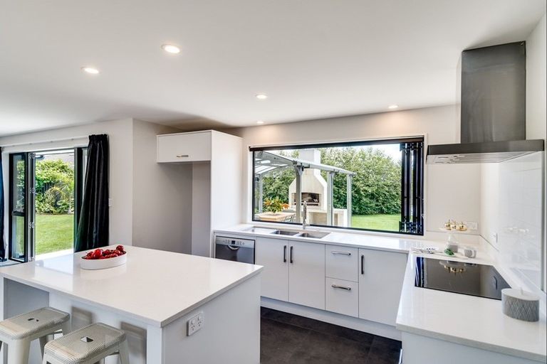 Photo of property in 9 Dwyer Close, Havelock North, 4130
