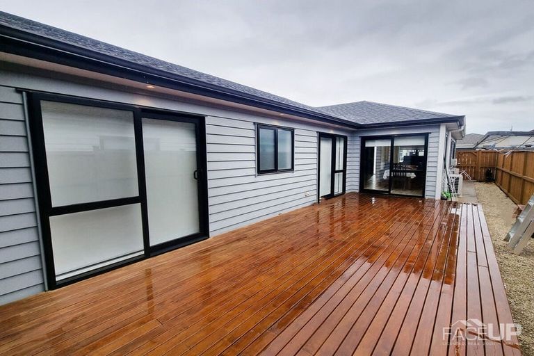 Photo of property in 7 Toropapa Close, Takanini, 2110