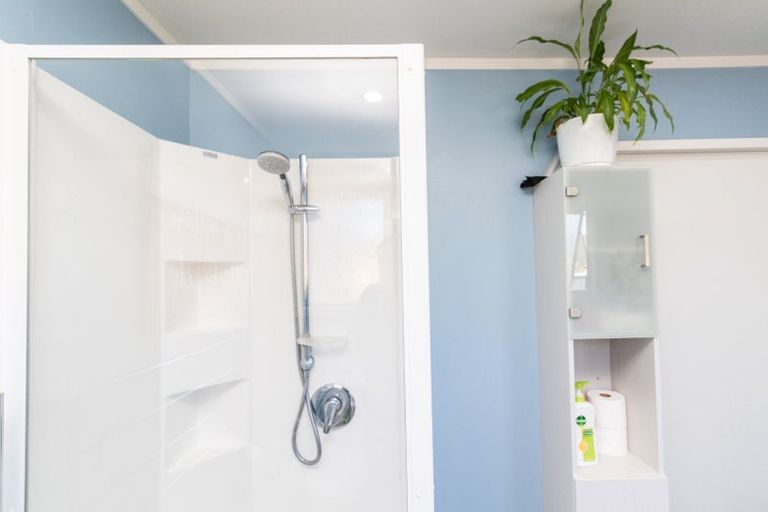 Photo of property in 1 Tiroiti Grove, Stokes Valley, Lower Hutt, 5019