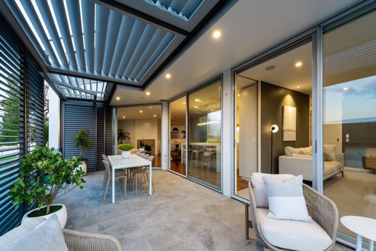 Photo of property in 3a Kowhai Road, Mairangi Bay, Auckland, 0630