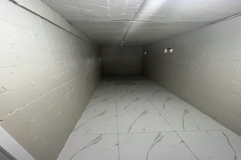 Photo of property in 25 Miles Avenue, Papatoetoe, Auckland, 2025