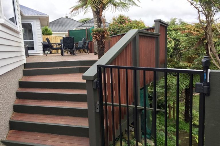 Photo of property in 10 Karaka Grove, Raumati Beach, Paraparaumu, 5032