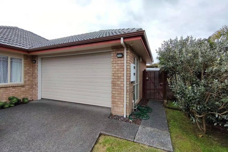 Photo of property in 3 Lantern Court, Henderson, Auckland, 0612