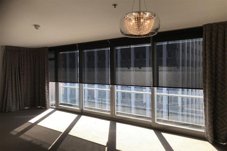 Photo of property in Montreaux Apartments, 8h/164 The Terrace, Wellington Central, Wellington, 6011