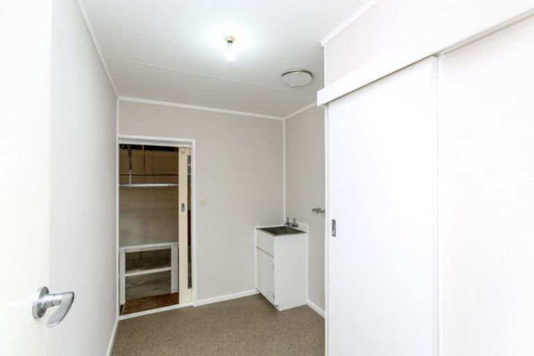 Photo of property in 21 Pembroke Street, Westown, New Plymouth, 4310